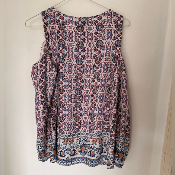 Womens Cold Shoulder blouse - Picture 5 of 5